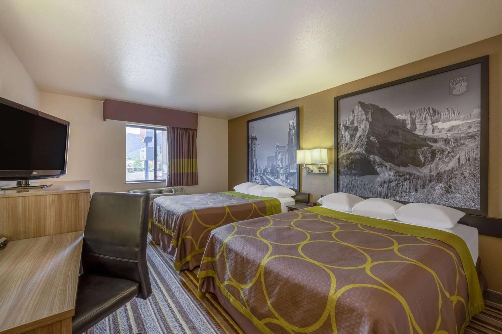 Super 8 By Wyndham Butte Mt Motel Ngoại thất bức ảnh